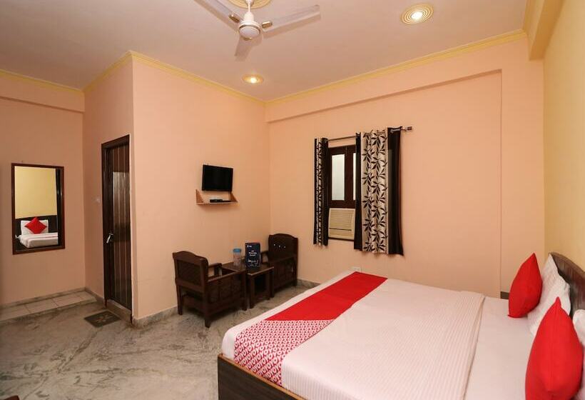 ホテル Lakshya Palace By Oyo Rooms