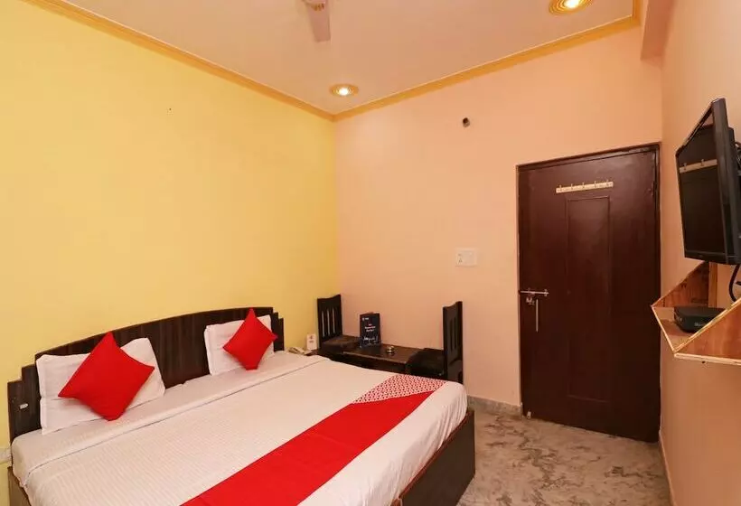 ホテル Lakshya Palace By Oyo Rooms