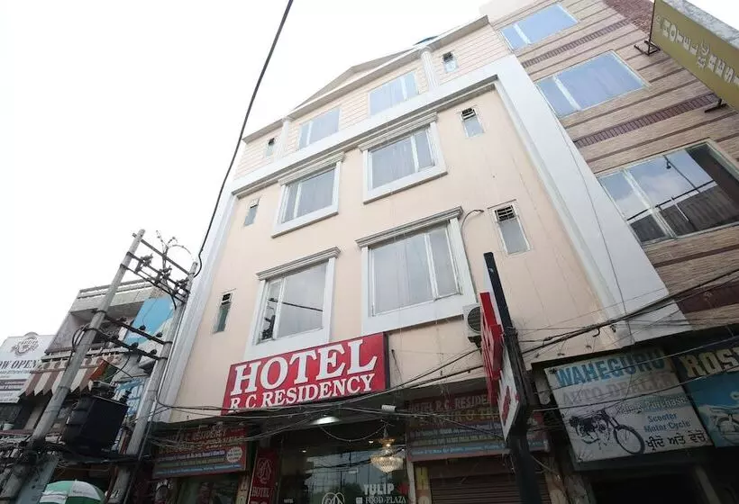 Hotelli Rc Residency