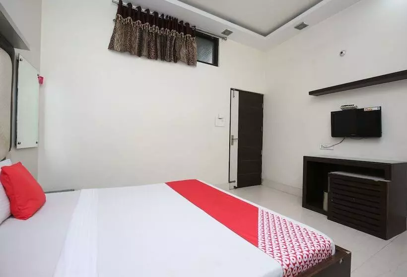 Hotelli Rc Residency