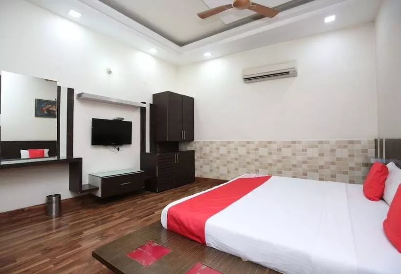 Hotelli Rc Residency