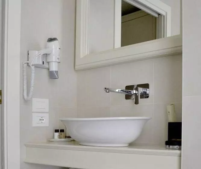 Hotelli Rosa Purpurea