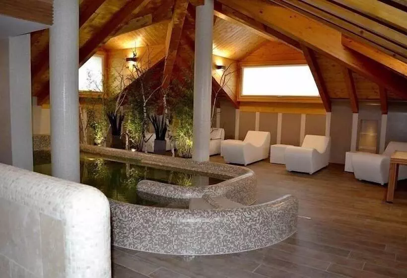 Hotelli Rosa Purpurea