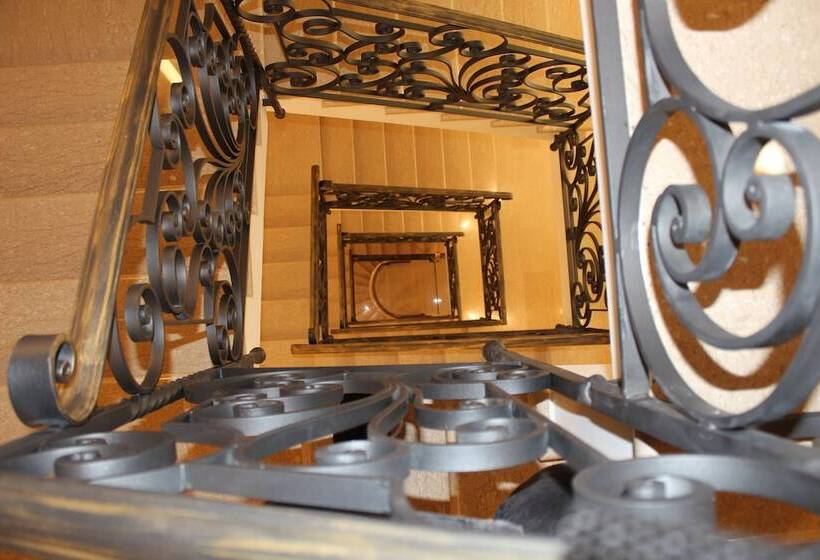 酒店 Rosa Purpurea