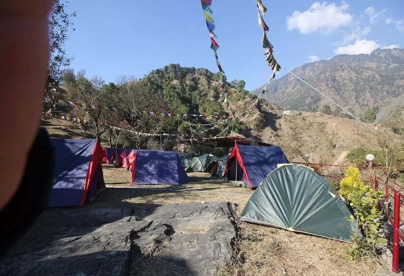 هتل Triund Camps Riverside Resort