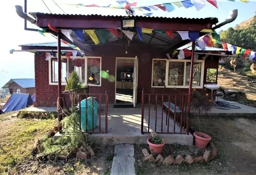 هتل Triund Camps Riverside Resort