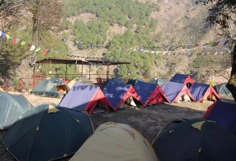 هتل Triund Camps Riverside Resort
