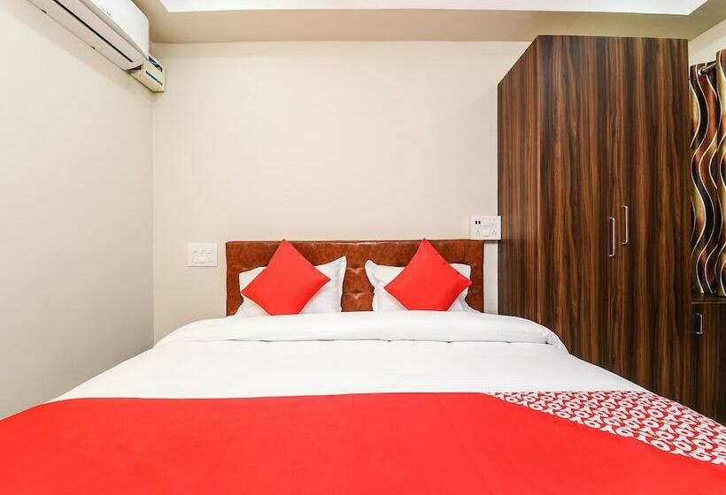 Oyo 26559 Renuka Hotels