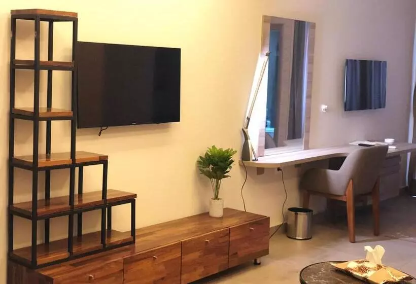 Roots Hotel Apartments Abidjan