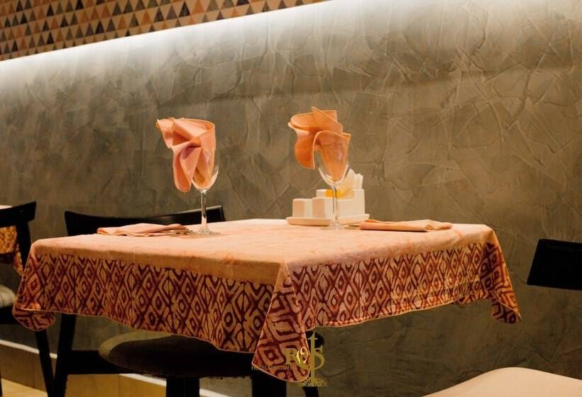 Roots Hotel Apartments Abidjan