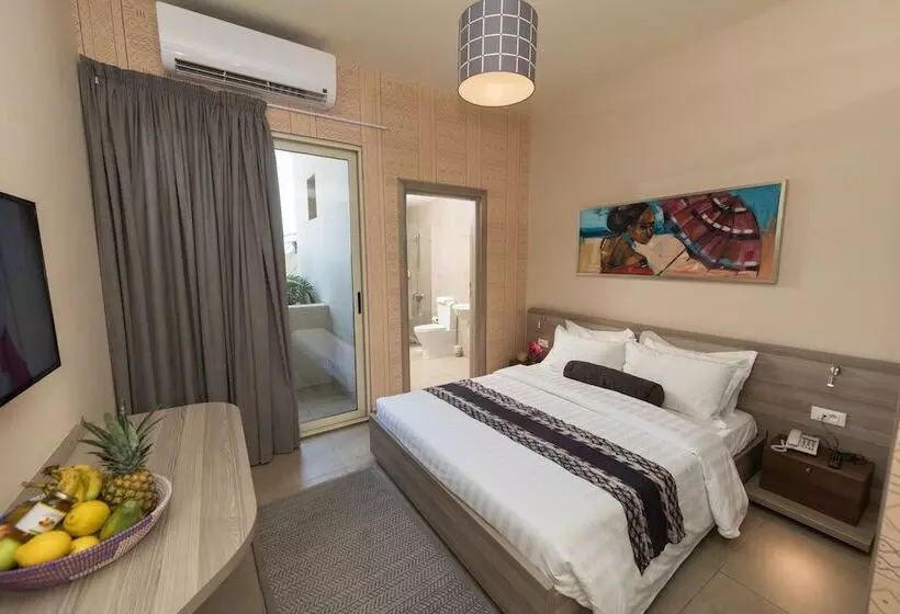 Roots Hotel Apartments Abidjan