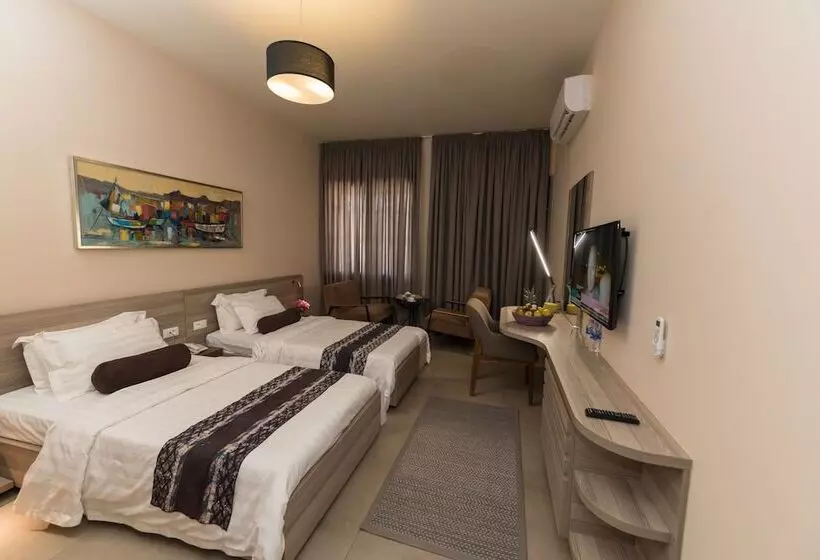 Roots Hotel Apartments Abidjan