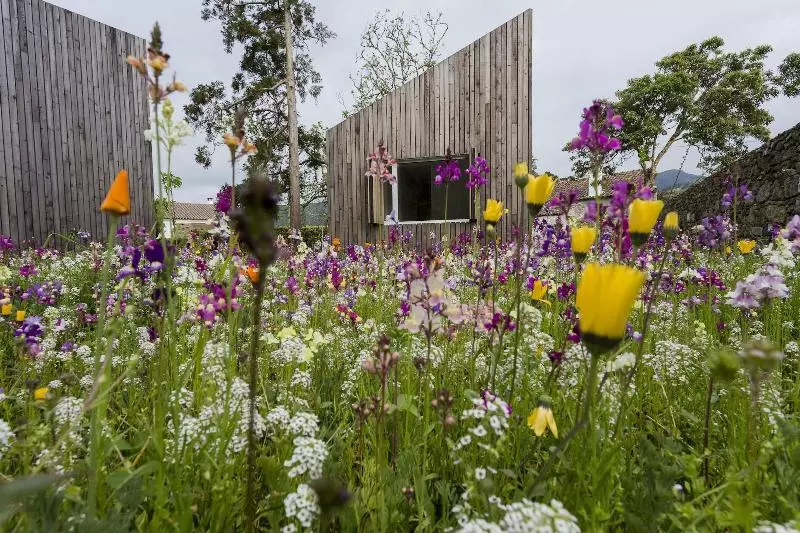 Sete Cidades Lake Lodge