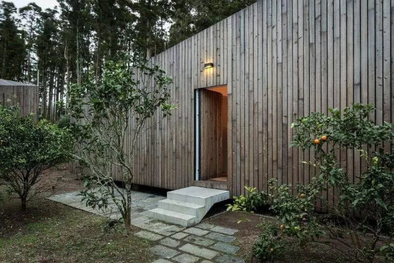 Sete Cidades Lake Lodge