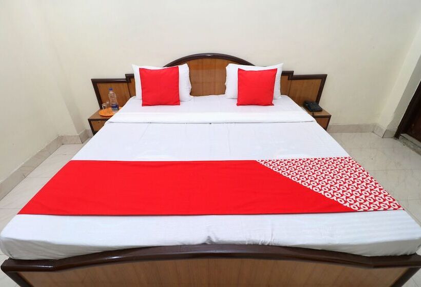 Ab Hotel By Oyo Rooms