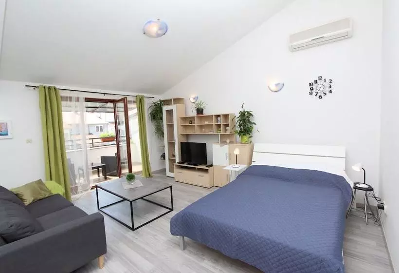 Apartments Alto