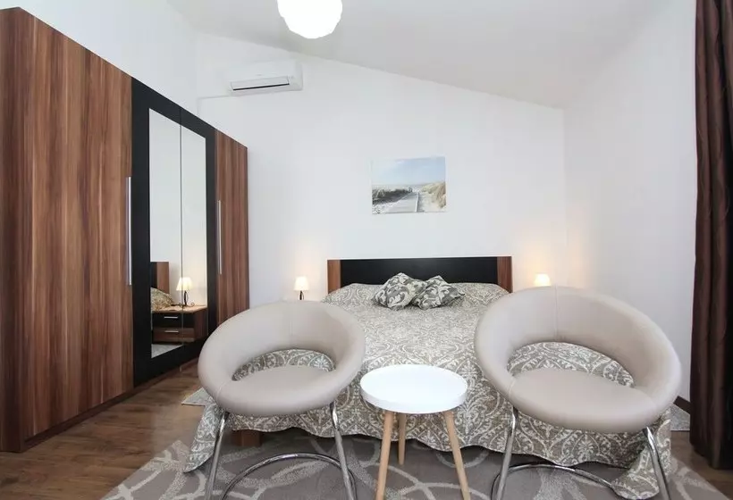 Apartments Alto
