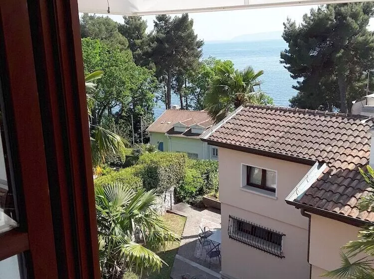 Apartments Villa Vosilla