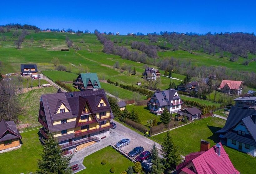 Bed and Breakfast Willa U Zwijacza