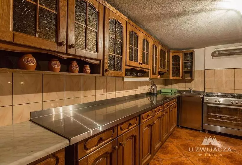 ベッドアンドブレックファースト Willa U Zwijacza