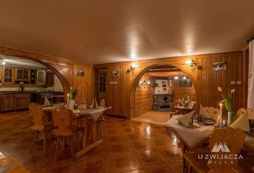 ベッドアンドブレックファースト Willa U Zwijacza