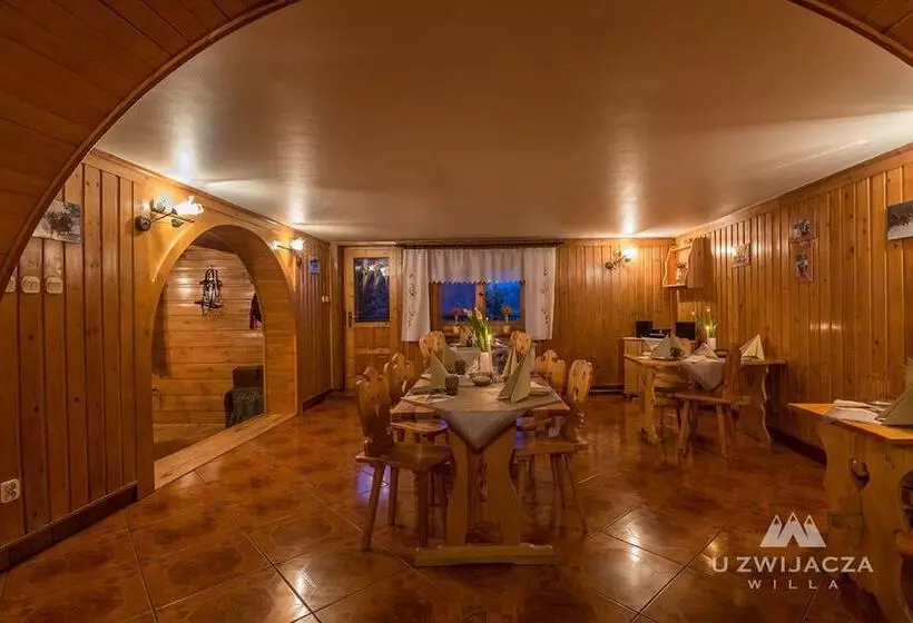 ベッドアンドブレックファースト Willa U Zwijacza