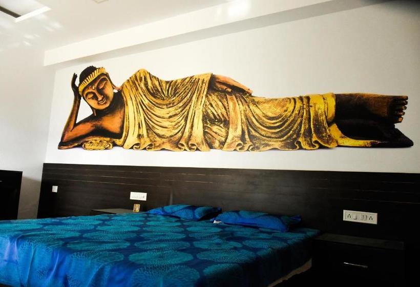 Harshdeep Smart Stays