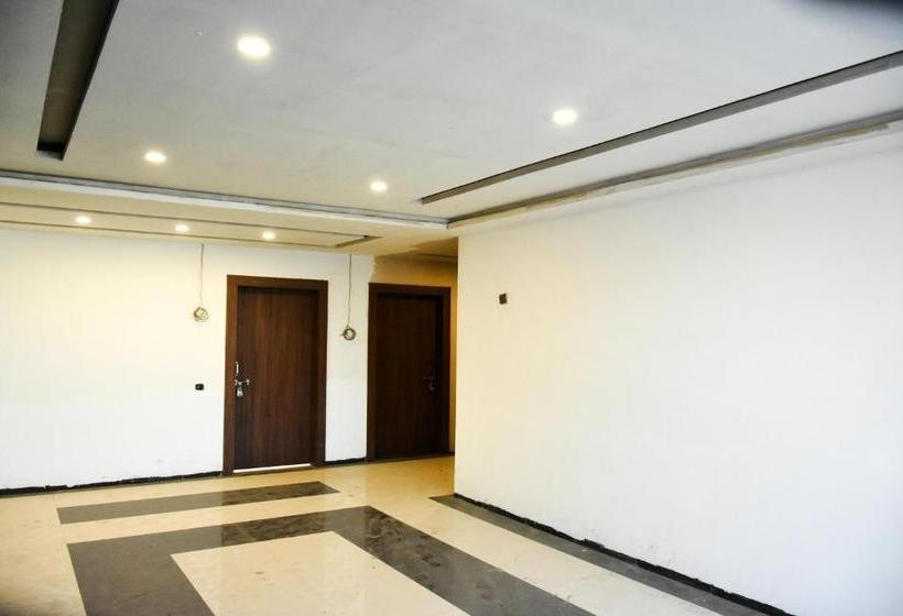 Harshdeep Smart Stays