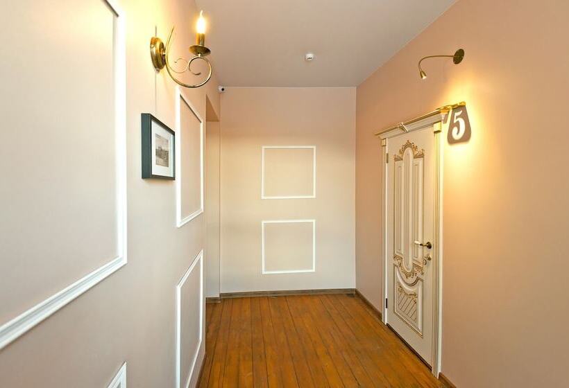 هتل Chernyshevsky