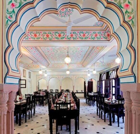 Dhulagarh Heritage Palace Hotel Near Jaipur