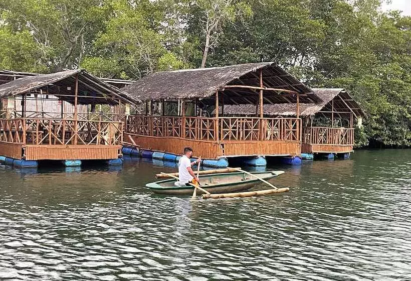 Hotelli G Beach Resort And Restobar