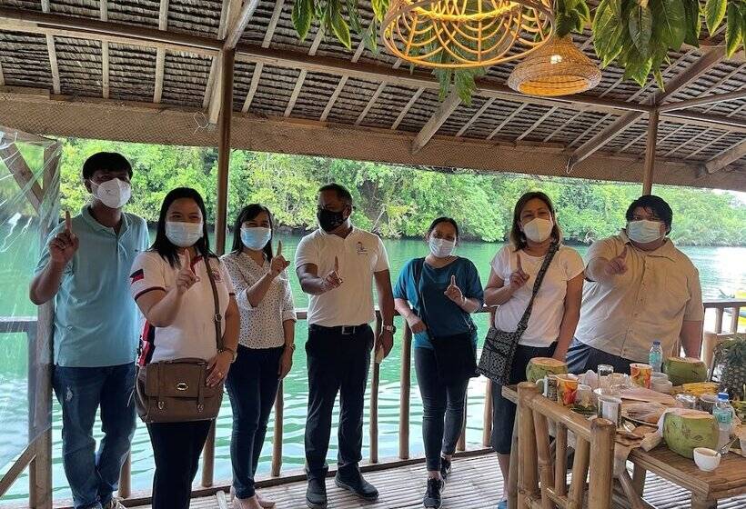 호텔 G Beach Resort And Restobar