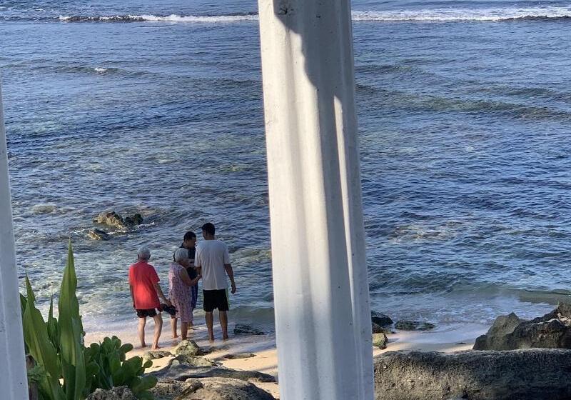 호텔 G Beach Resort And Restobar