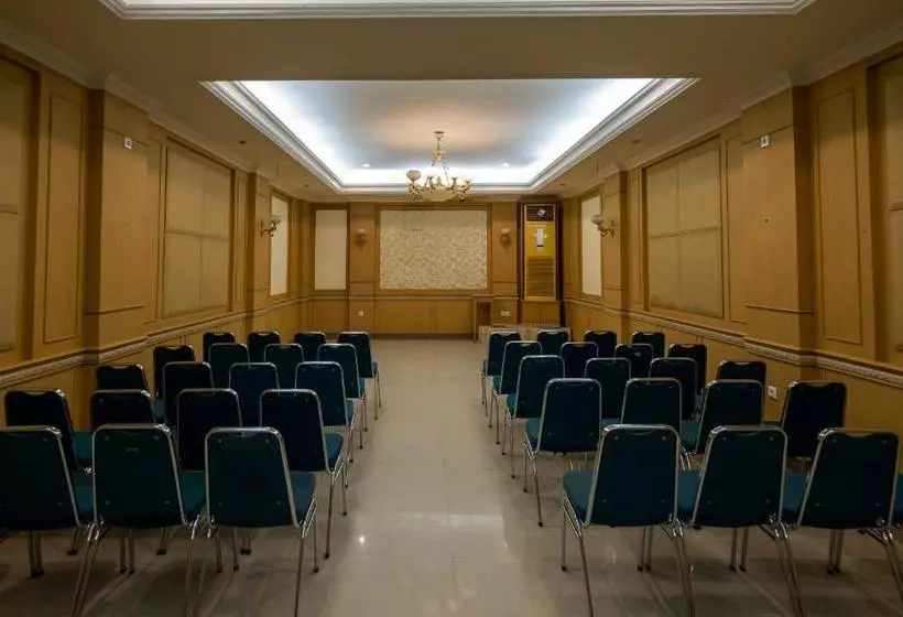 Hotelli Harapan By Oyo Rooms