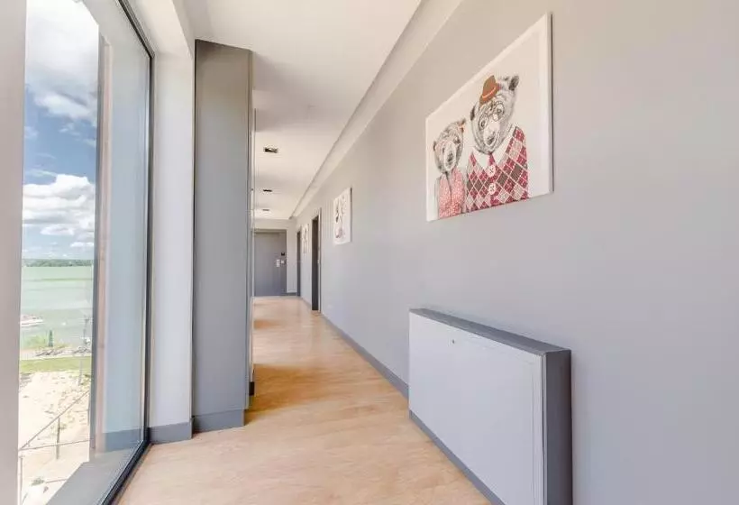 Hotelli Marina Nawigator