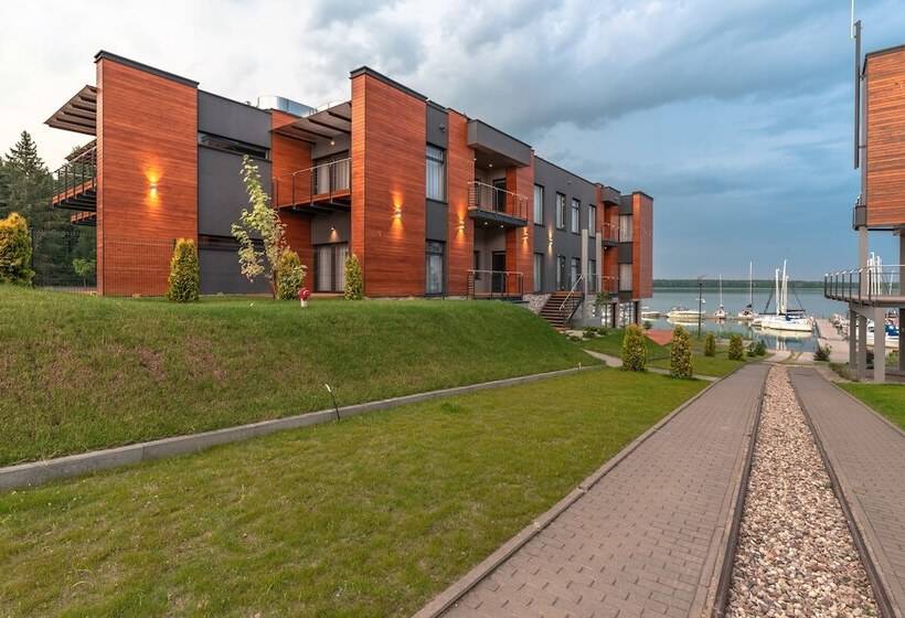 בית מלון כפרי Marina Nawigator