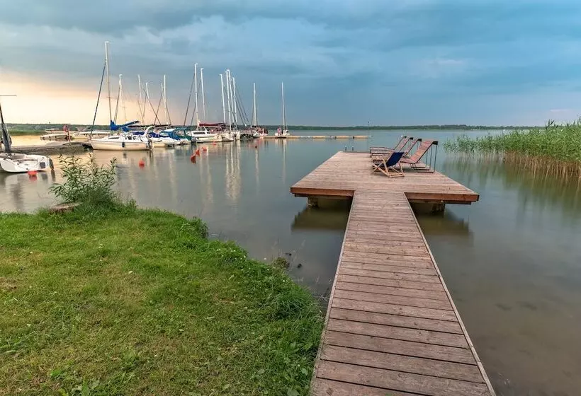 Hotelli Marina Nawigator