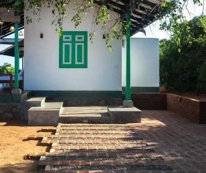 Hotelli Nil Sisila Beach Resort Yala