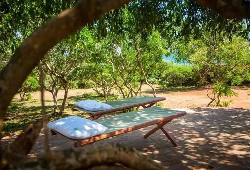 Hotelli Nil Sisila Beach Resort Yala