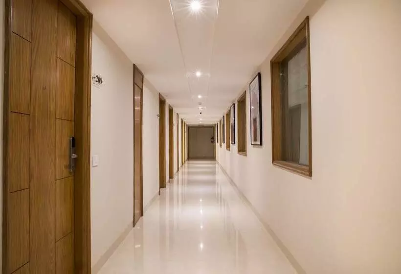 هتل Regenta Central Cassia Zirakpur Chandigarh