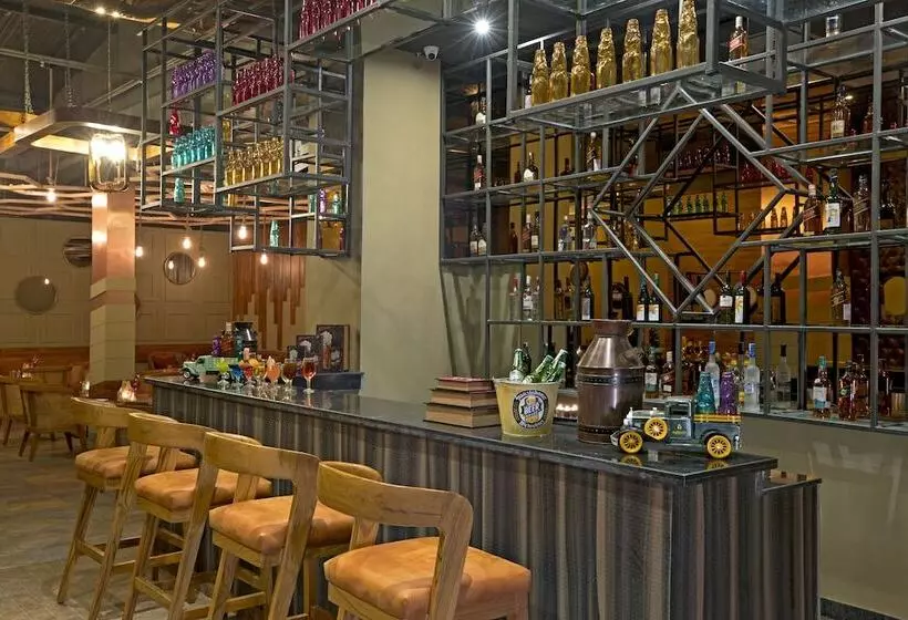 هتل Regenta Central Cassia Zirakpur Chandigarh