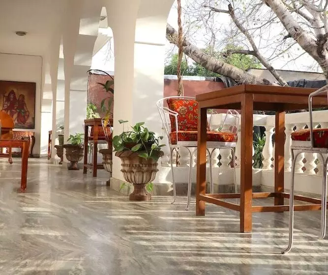 Hotelli Shahar Palace