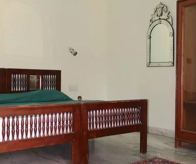 Hotelli Shahar Palace