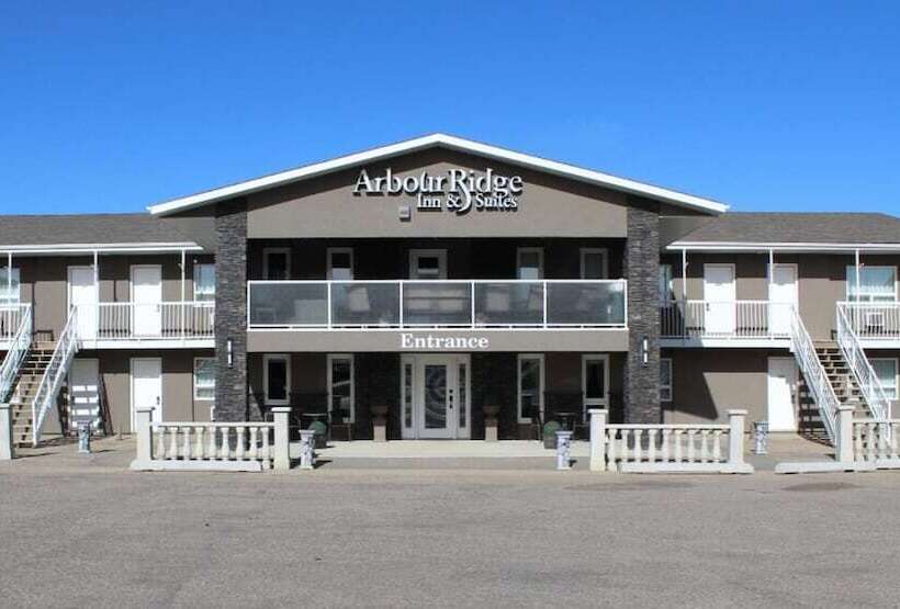 מוטל Arbour Ridge Inn & Suites