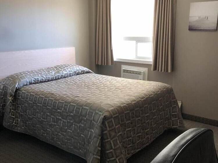 מוטל Arbour Ridge Inn & Suites