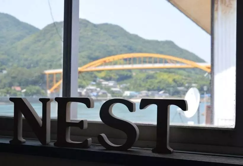 Retkeilymaja 島宿nest