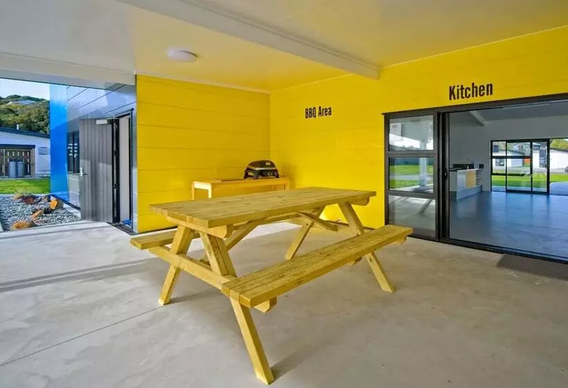 Hokitika S Kiwi Holiday Park And Motels