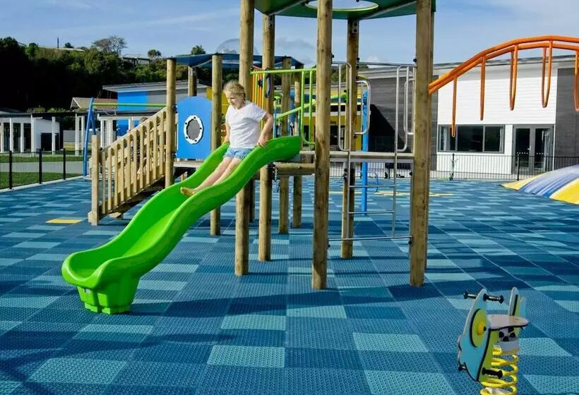 Hokitika S Kiwi Holiday Park And Motels