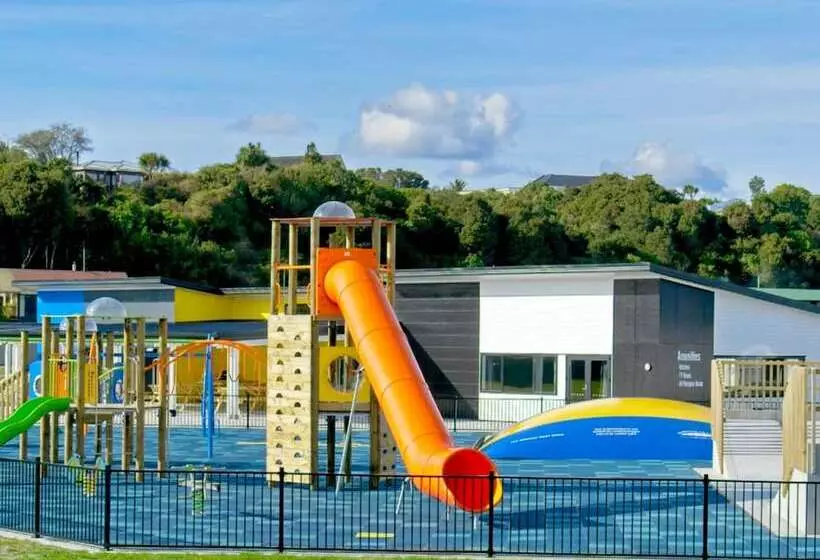 Hokitika S Kiwi Holiday Park And Motels