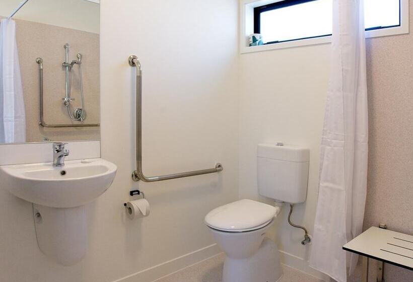 Hokitika S Kiwi Holiday Park And Motels